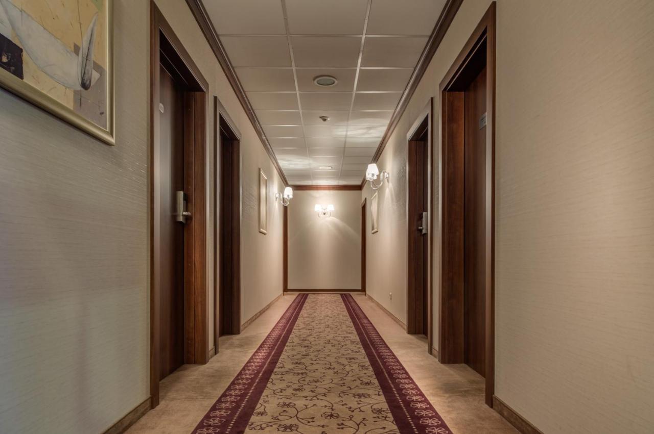 Hotel-Restauracja Platan Chrzanów Eksteriør bilde